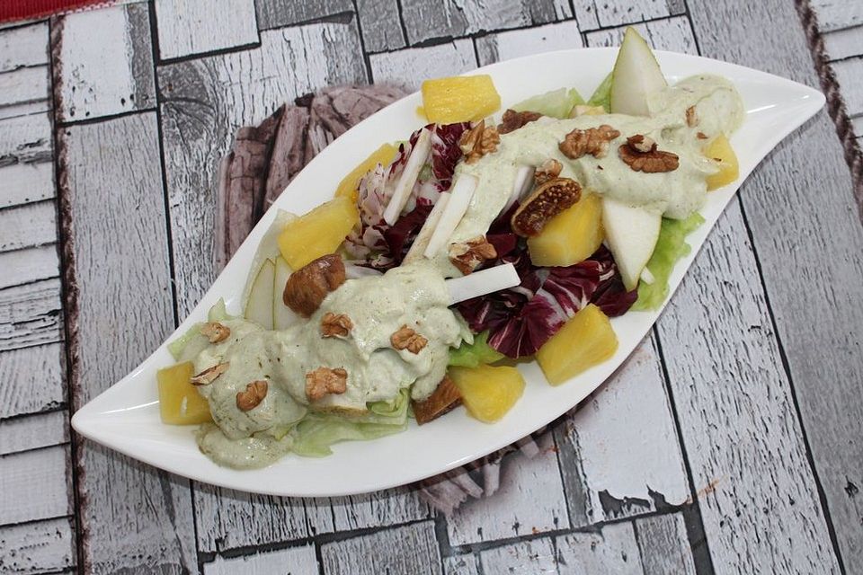 Fitness - Genießersalat mit Joghurt - Kürbiskerndressing