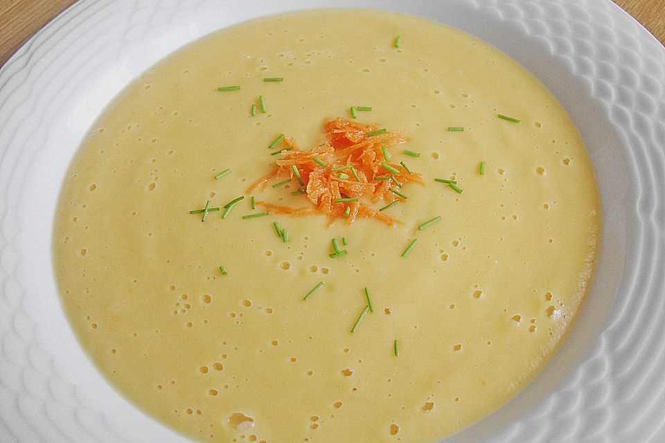 Pastinakensuppe mit Karotten