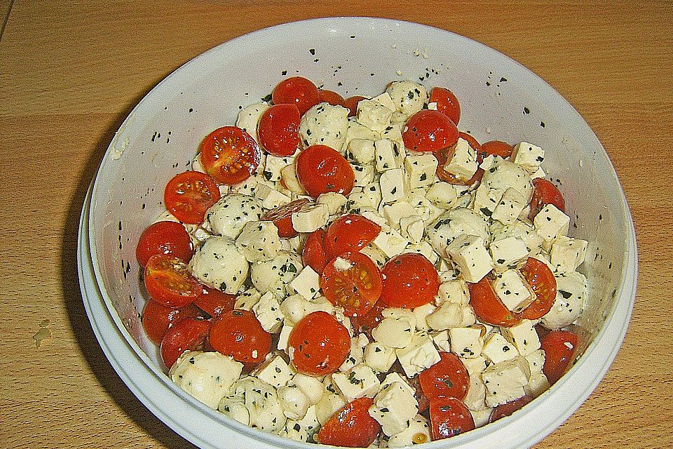 Mozzarella - Tomaten - Salat