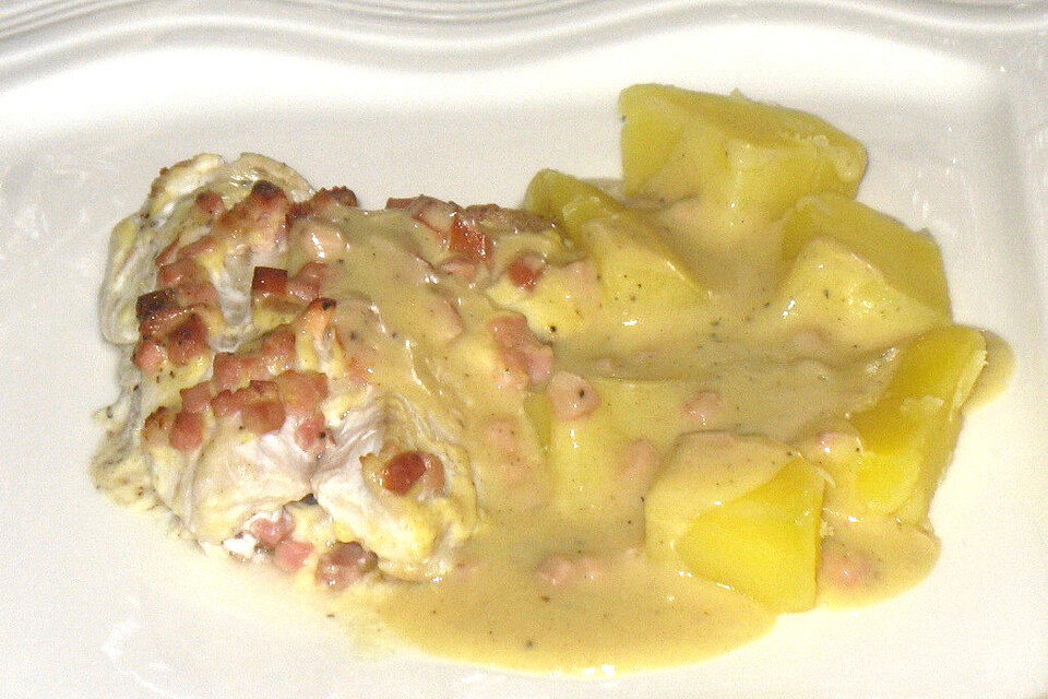 Rotbarschfilet in Speck - Sahne - Senf - Soße