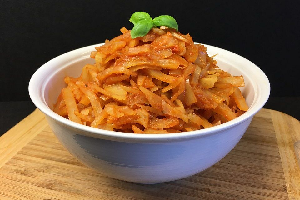 Gedünstetes Paprika - Tomaten - Kraut