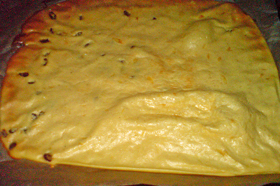 Rosinenkinds schlanker Eierpfannkuchen aus dem Backofen