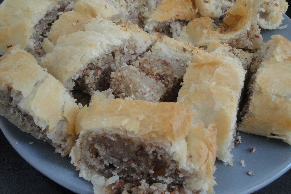 Zimtschnecken aus Blätterteig Zimtschnecken aus Blätterteig