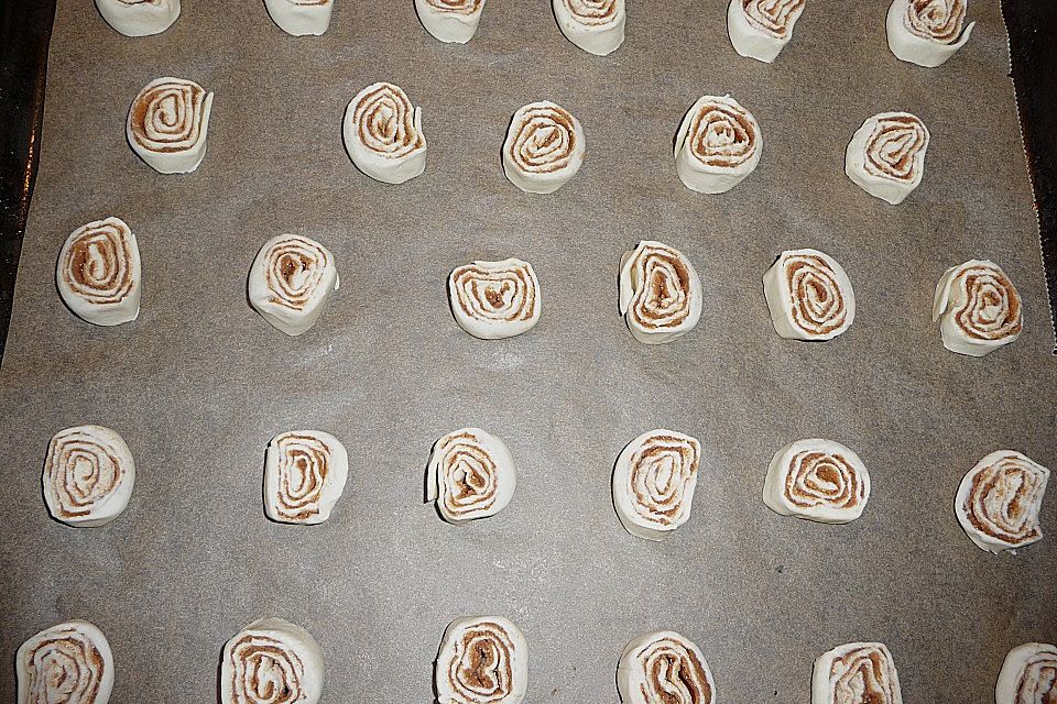 Zimtschnecken aus Blätterteig Zimtschnecken aus Blätterteig