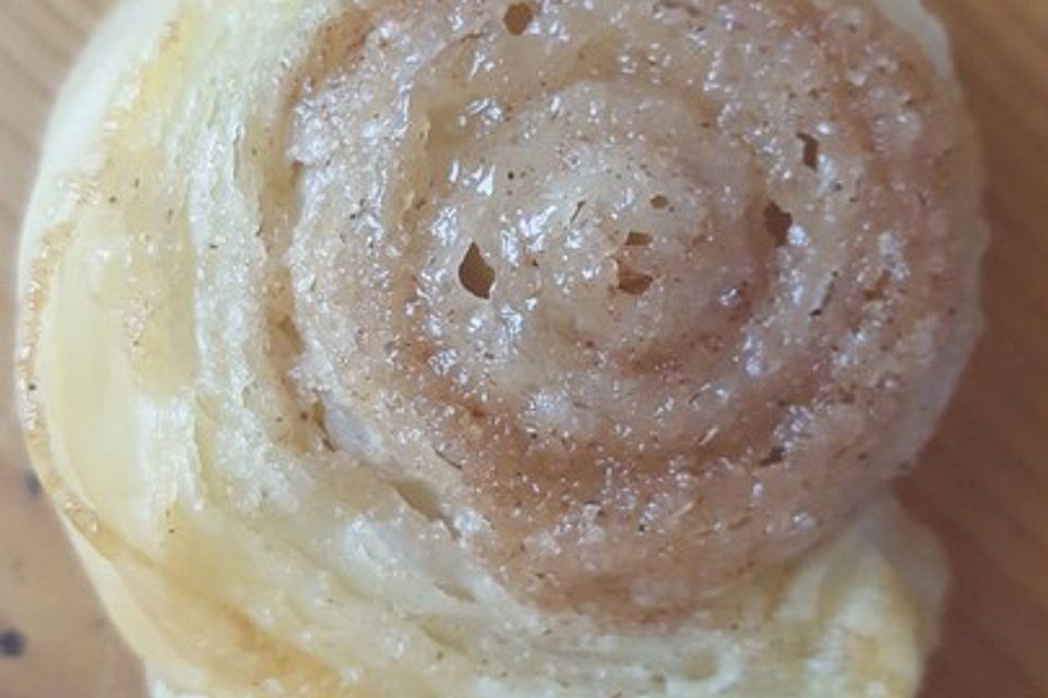 Zimtschnecken aus Blätterteig Zimtschnecken aus Blätterteig