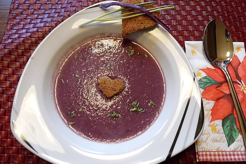 Blaukraut-Cremesuppe