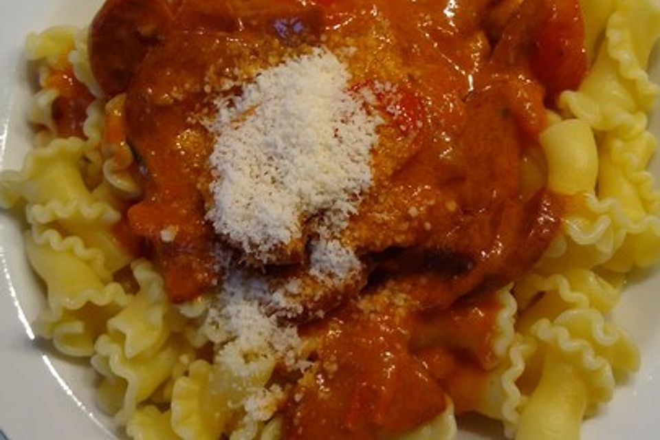 Pasta mit Chorizo - Zwiebel - Sauce