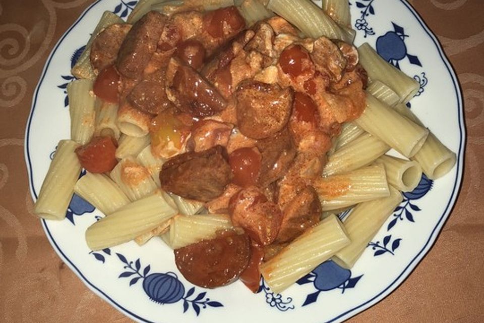 Pasta mit Chorizo - Zwiebel - Sauce