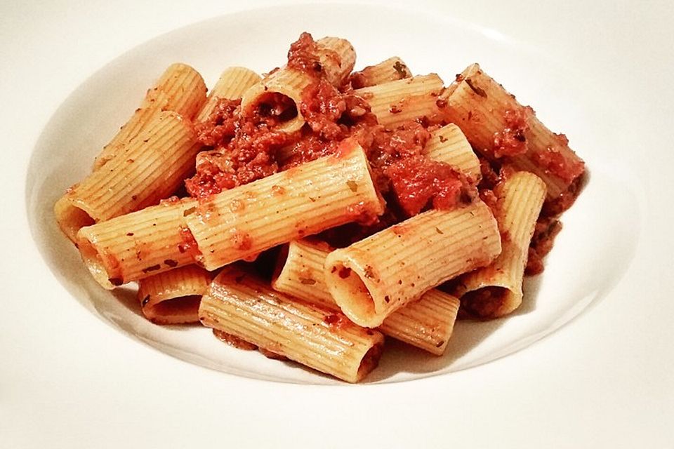 Pasta mit Chorizo - Zwiebel - Sauce