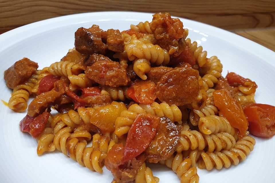 Pasta mit Chorizo - Zwiebel - Sauce