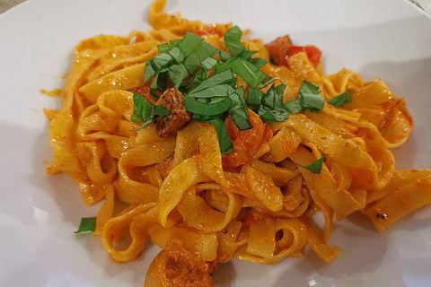 Pasta Mit Chorizo - Zwiebel - Sauce Von Kipo32| Chefkoch