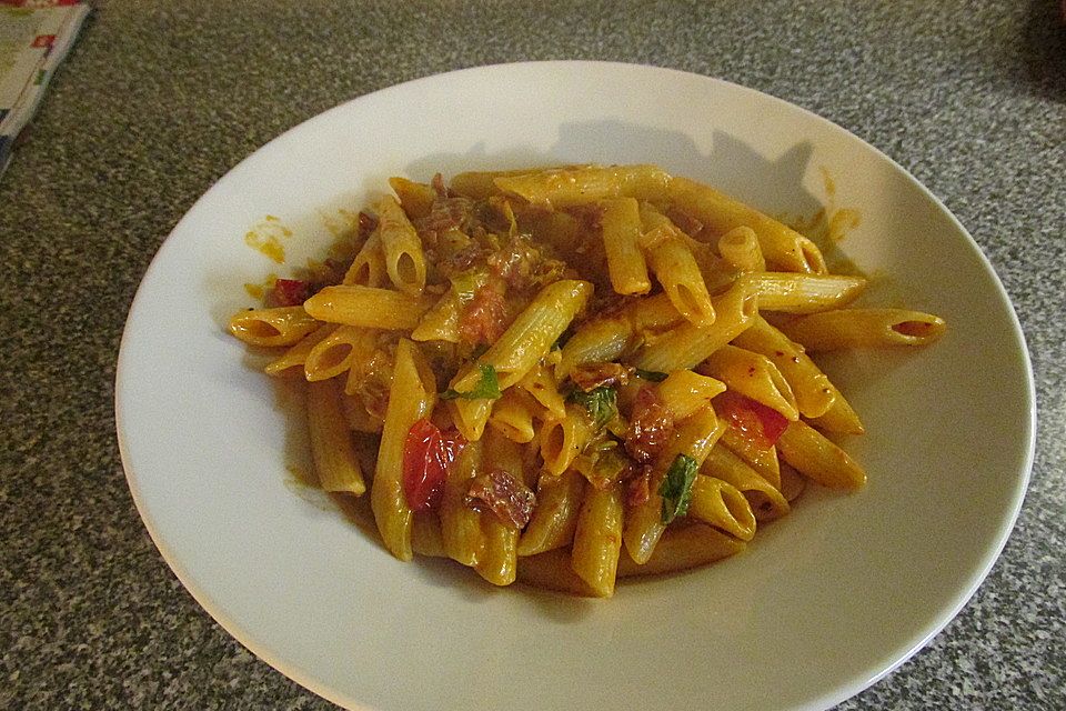 Pasta mit Chorizo - Zwiebel - Sauce