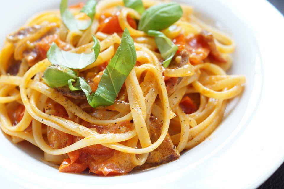 Pasta mit Chorizo - Zwiebel - Sauce