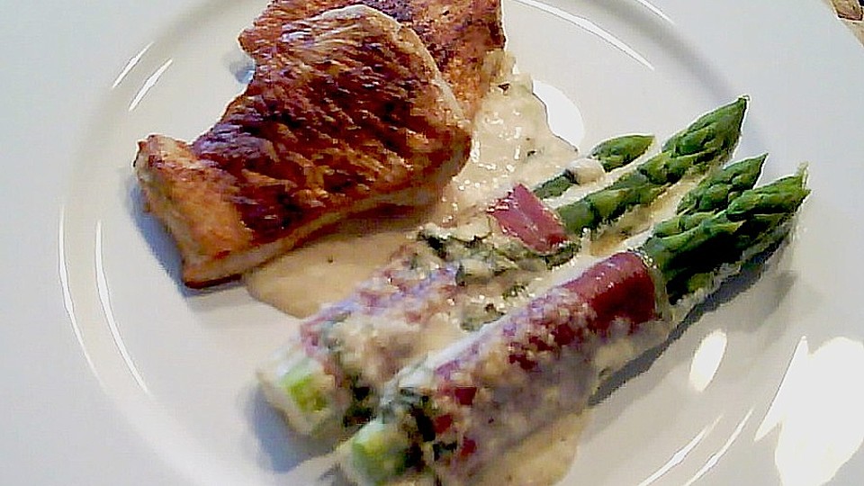 Gratinierte Spargelröllchen mit Serranoschinken und Parmesan von kipo32 ... Gratinierte Spargelröllchen mit Serranoschinken und Parmesan von kipo32 ...