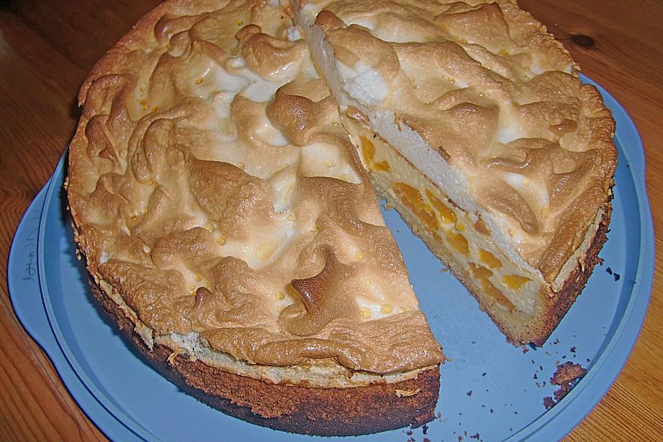 Mandarinen - Quark - Kuchen mit Baiserhaube