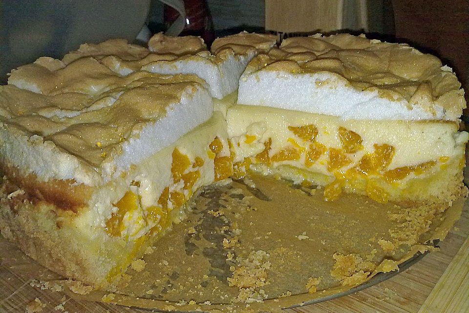 Mandarinen - Quark - Kuchen mit Baiserhaube