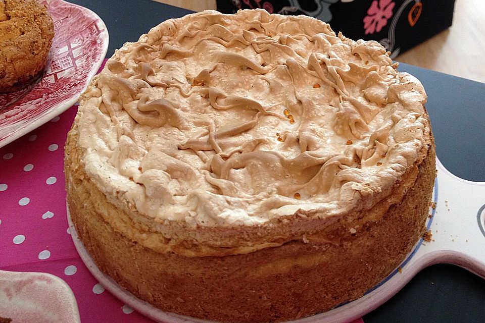 Mandarinen - Quark - Kuchen mit Baiserhaube