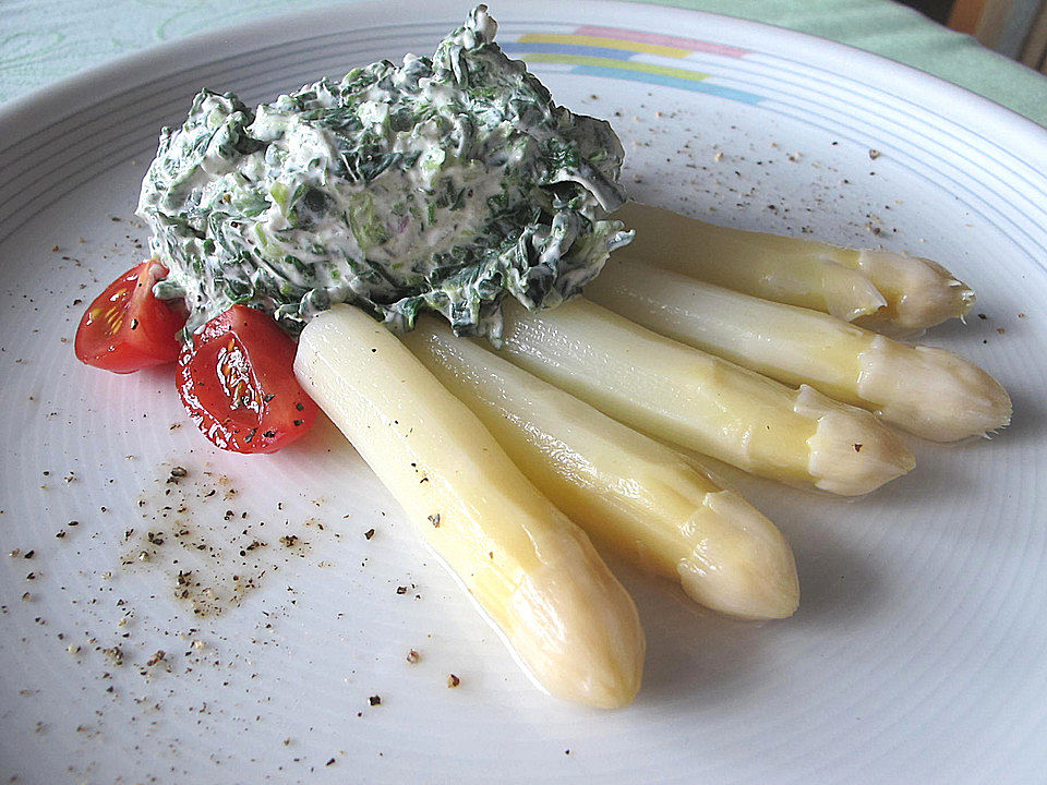 Spargel mit kalter Spinat - Joghurtsoße von Monika| Chefkoch