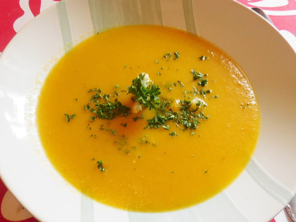 Karotten - Orangen - Cremesuppe ohne Sahne von Jaydinho| Chefkoch