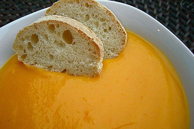 Karotten - Orangen - Cremesuppe ohne Sahne von Jaydinho| Chefkoch