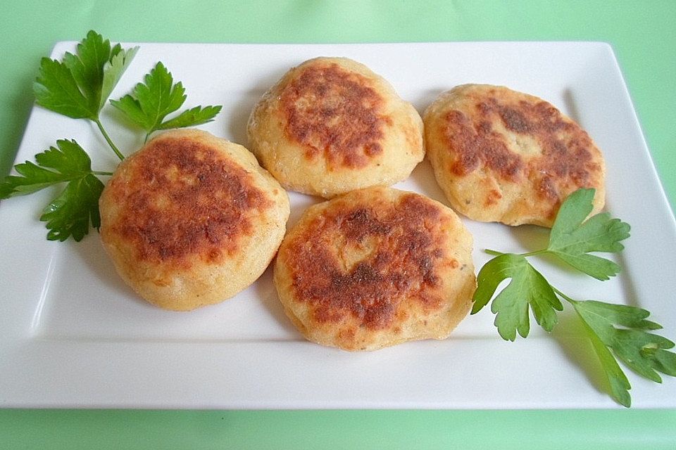 Kartoffelplätzchen mit Apfelmus