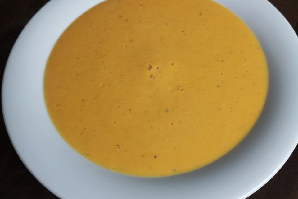 Leckere Kartoffel - Möhren - Suppe