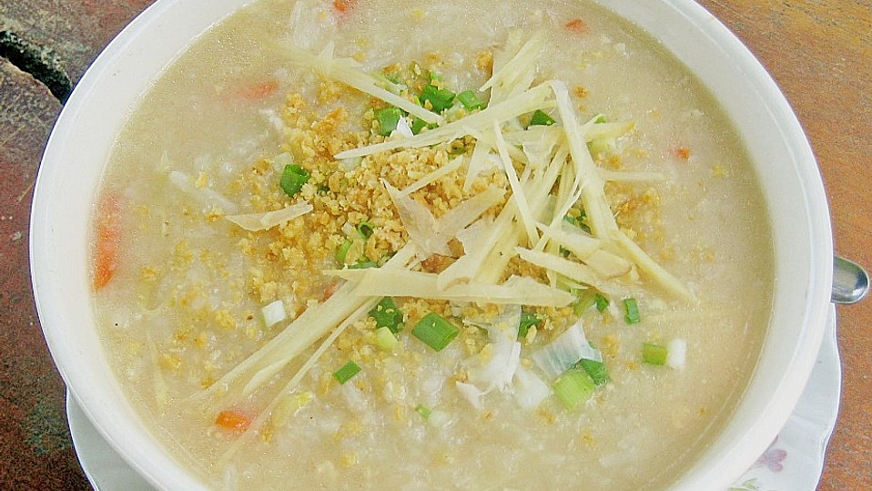 Tschohk - thailändische dicke Reissuppe mit Huhn von Dorry