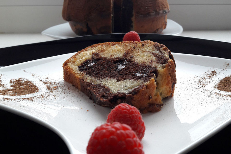 Marmorkuchen mit Eierlikör und Mokkabohnen