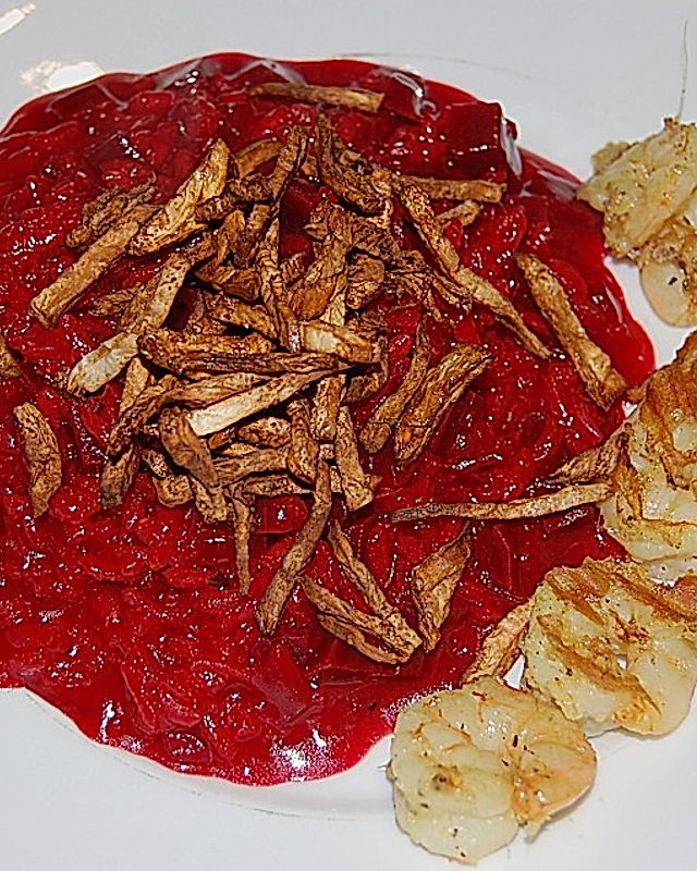 Rote Bete - Risotto mit gebratenen Shrimps und Selleriestroh