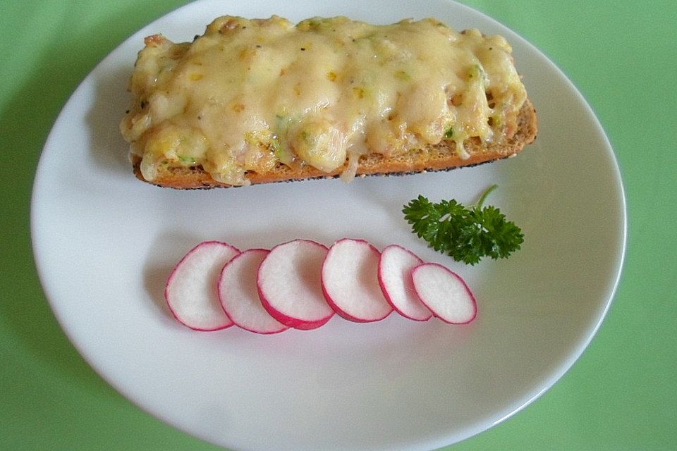 Überbackene Partybrötchen mit Curry