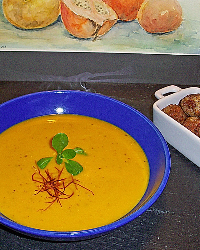 Kürbis - Mango - Suppe mit Chili - Hackbällchen