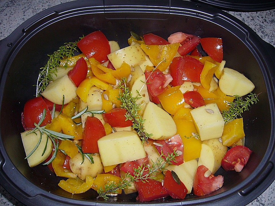 Kartoffeln mit Paprika und Tomaten von YvBe| Chefkoch