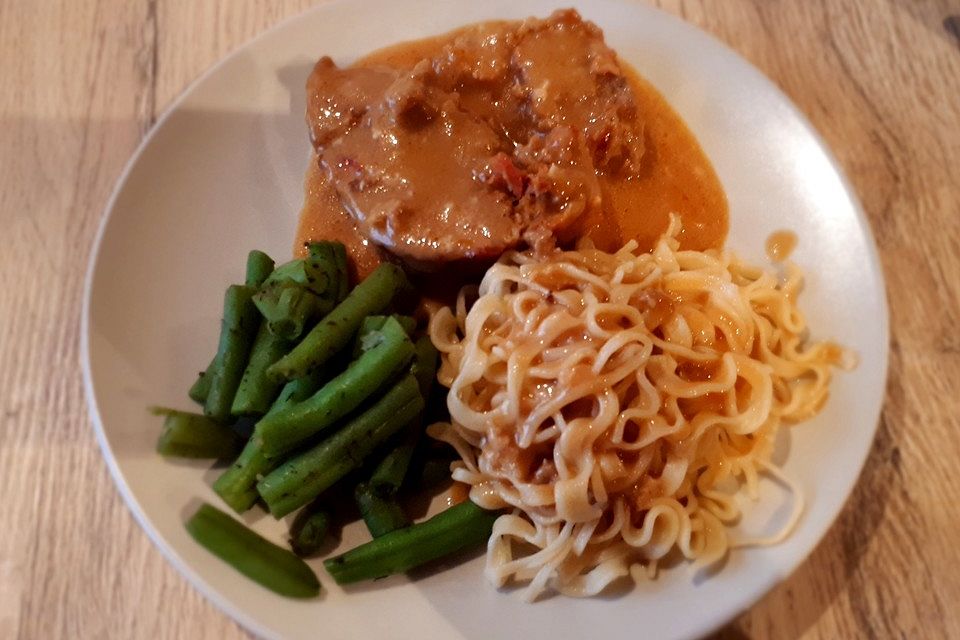 Schnittlauch - Hackbraten mit Schinkenwürfeln und Gruyère