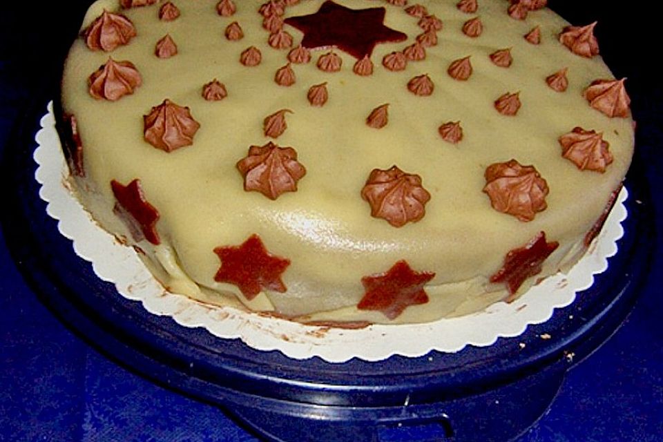 Weihnachts - Amarettotrüffeltorte