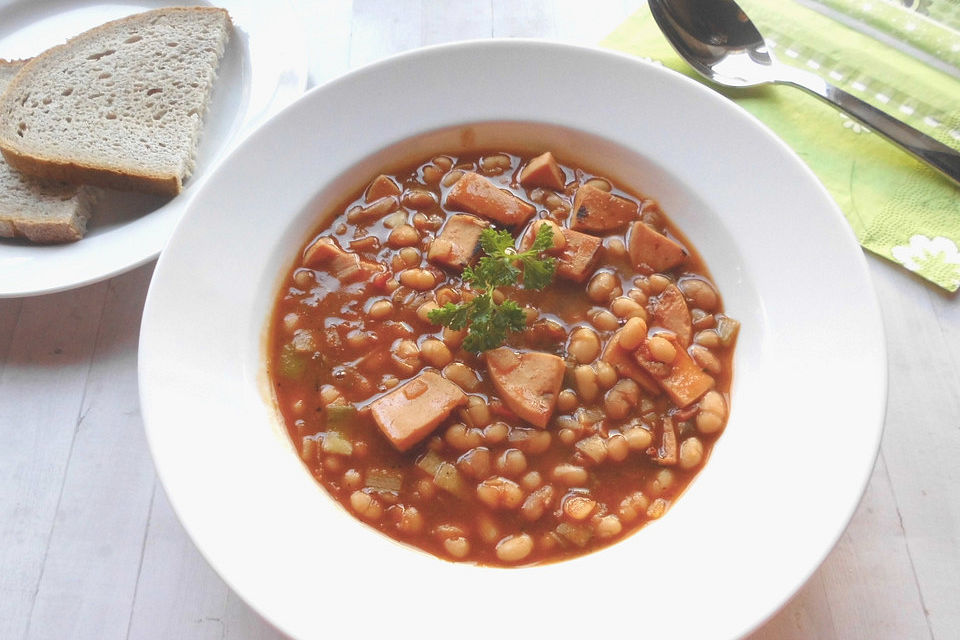 Bohnensuppe mit dicken weißen Bohnen