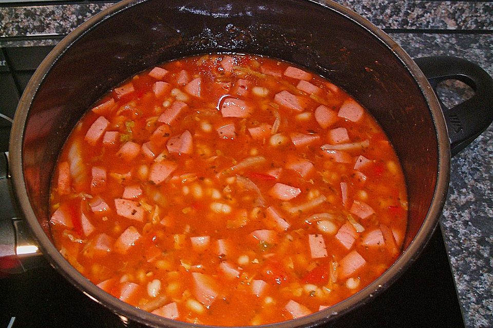 Bohnensuppe mit dicken weißen Bohnen