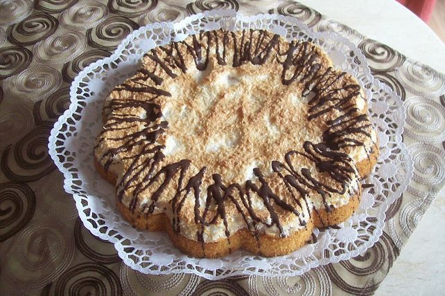 Mandarinen-Ananaskuchen mit Kokosbaiser von chiara| Chefkoch