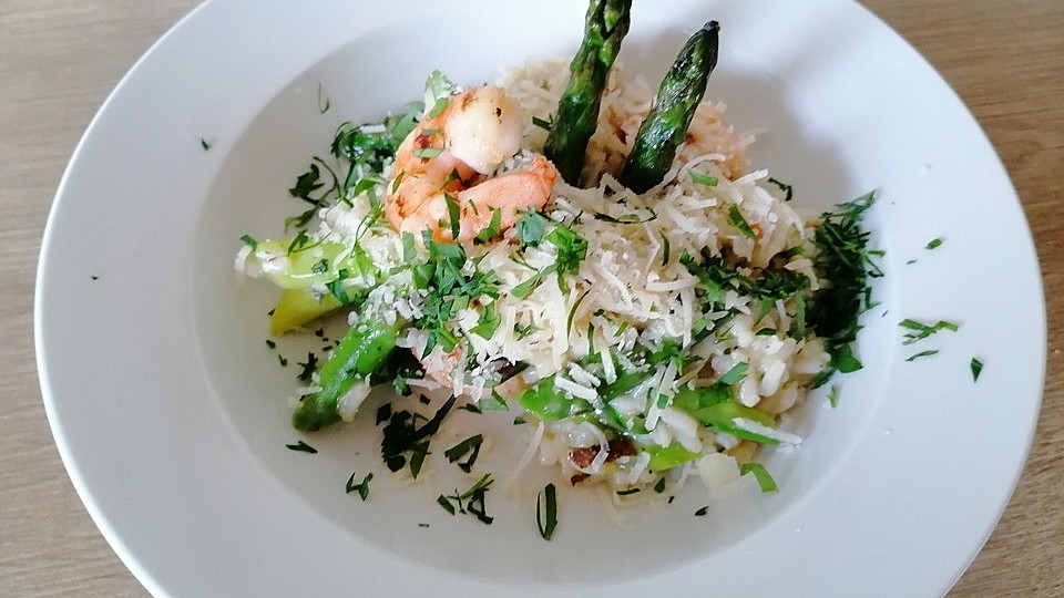 Prosecco - Risotto mit Scampi und grünem Spargel-image