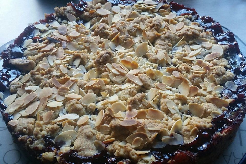 Streusel-Kirsch-Kuchen