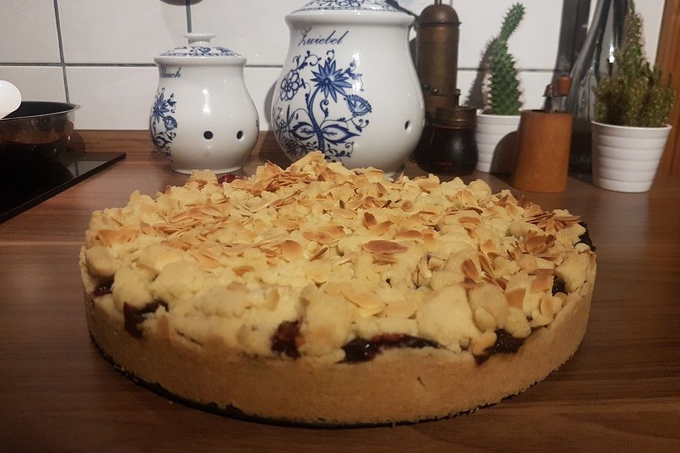 Streusel-Kirsch-Kuchen