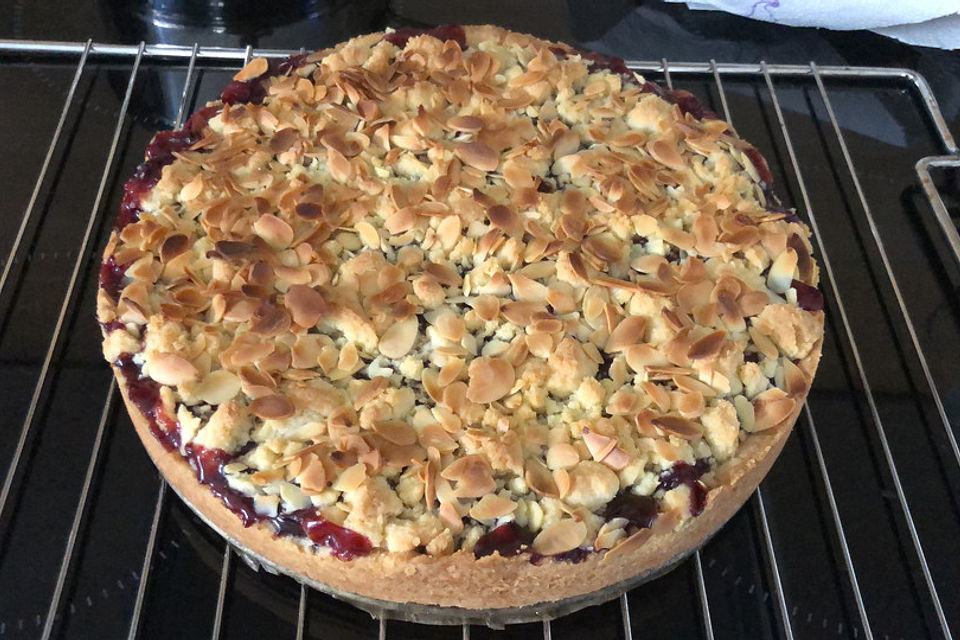 Streusel-Kirsch-Kuchen