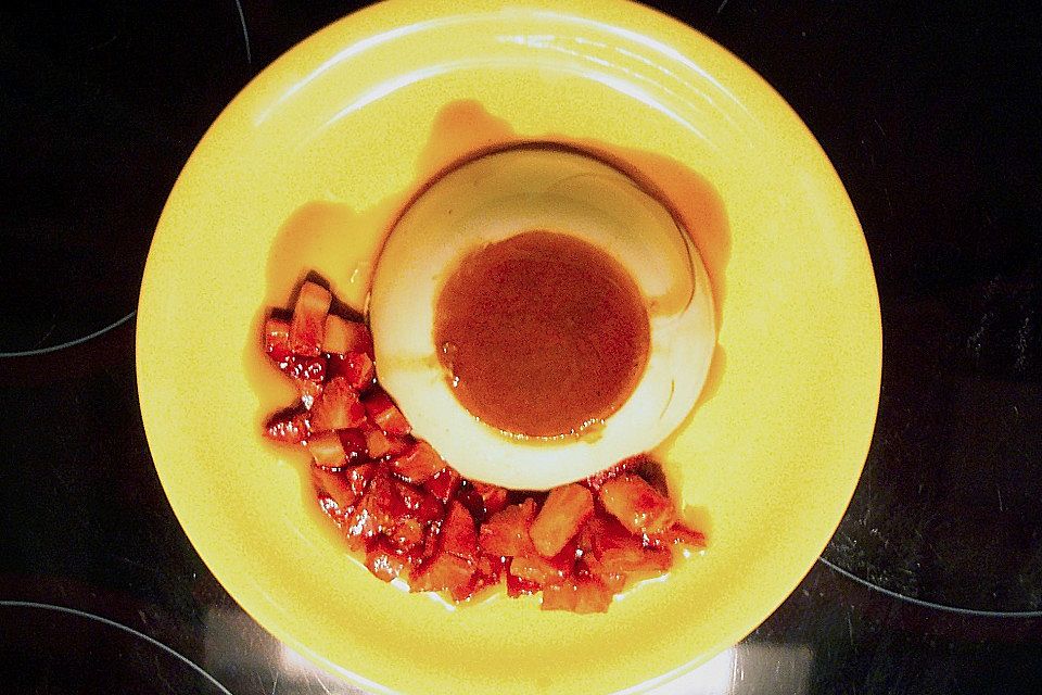 Panna Cotta mit Karamellsauce Panna Cotta mit Karamellsauce