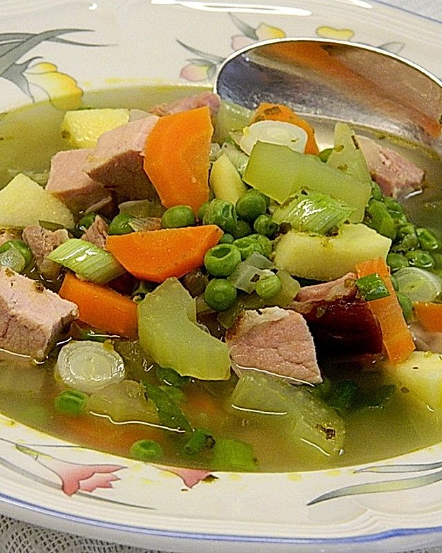 Kasseler-Gemüse-Suppe