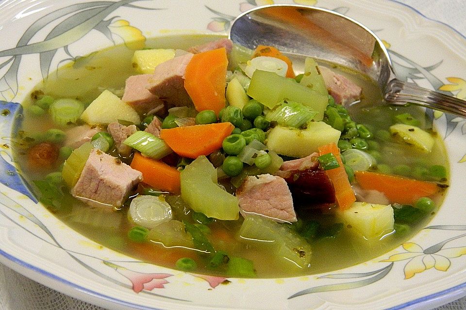 Kasseler-Gemüse-Suppe