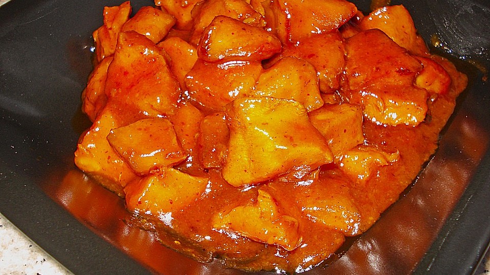 Gebratenes Hähnchenfleisch in Honigsoße von erdbeersahnetorte Gebratenes Hähnchenfleisch in Honigsoße von erdbeersahnetorte