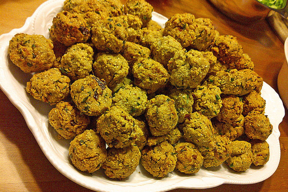 Falafel aus Kichererbsenmehl