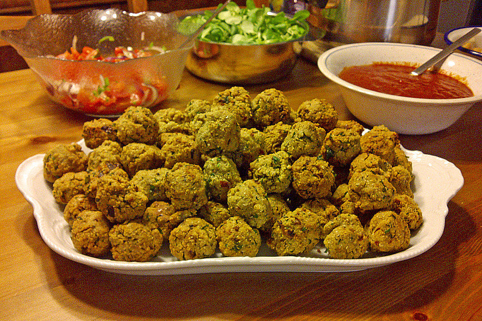 Falafel aus Kichererbsenmehl