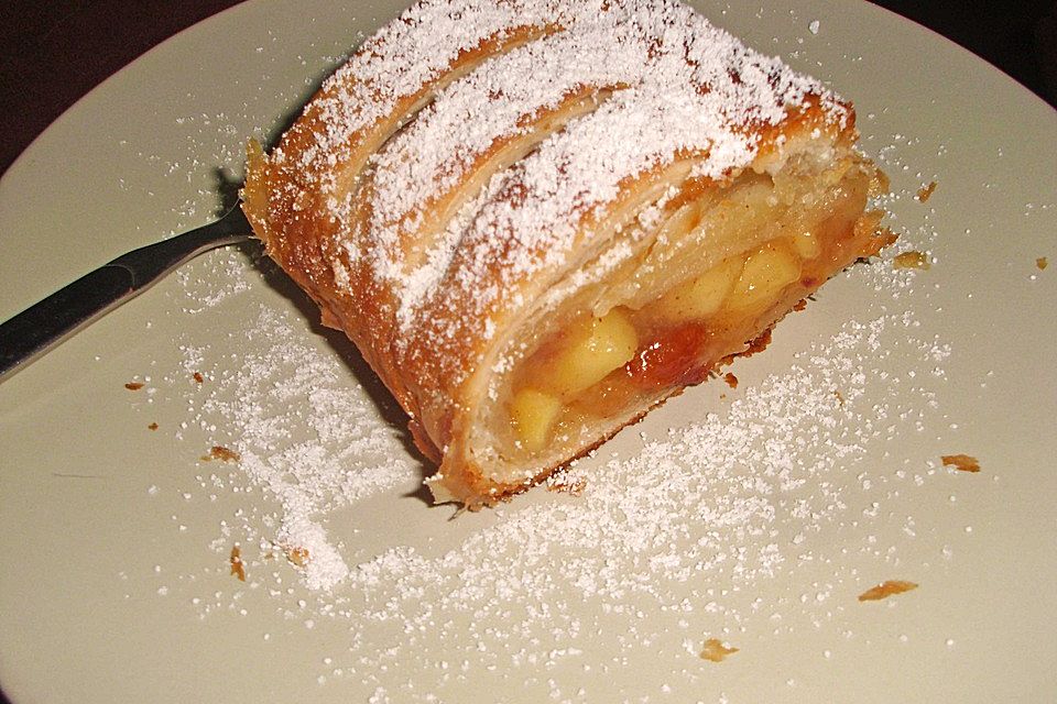 Apfelstrudel