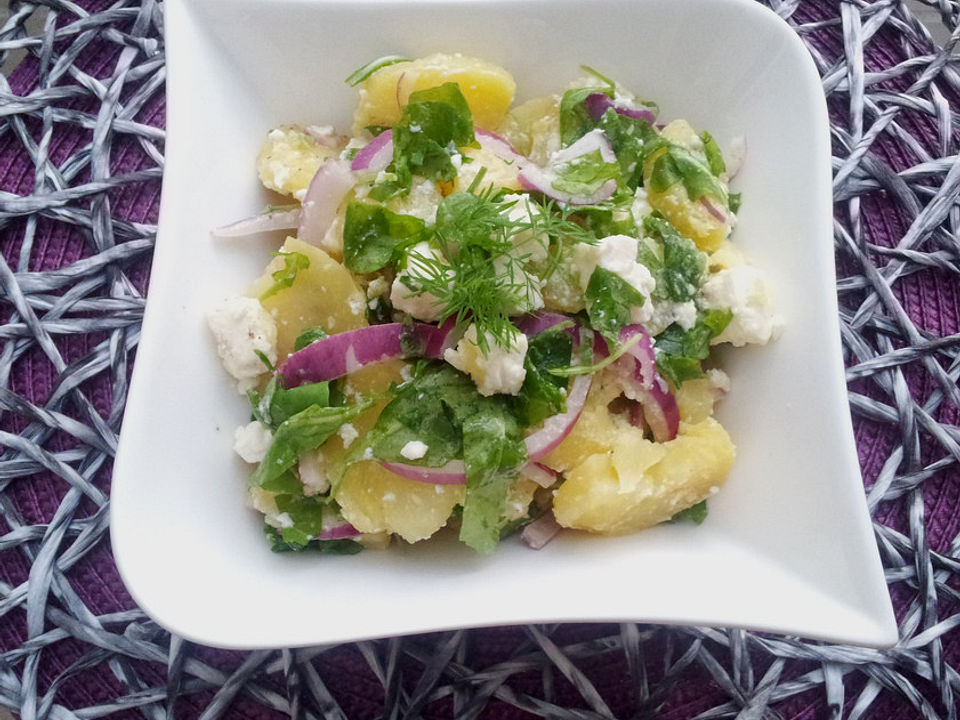 Kartoffelsalat mit Rucola und Schafskäse von ManuGro | Chefkoch