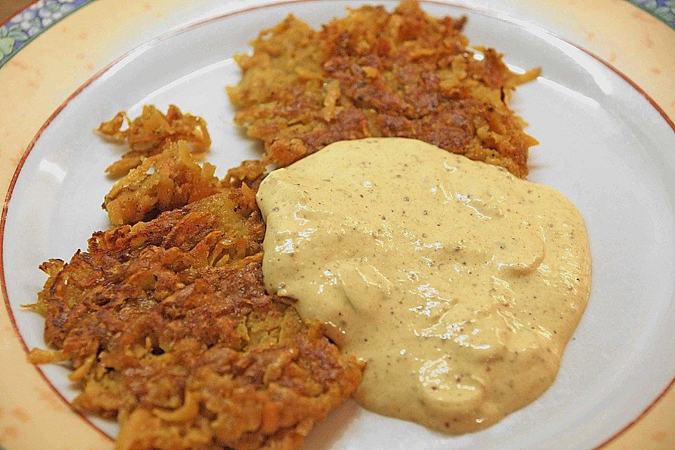 Vegetarische Süßkartoffelpuffer mit Mango-Senf-Creme